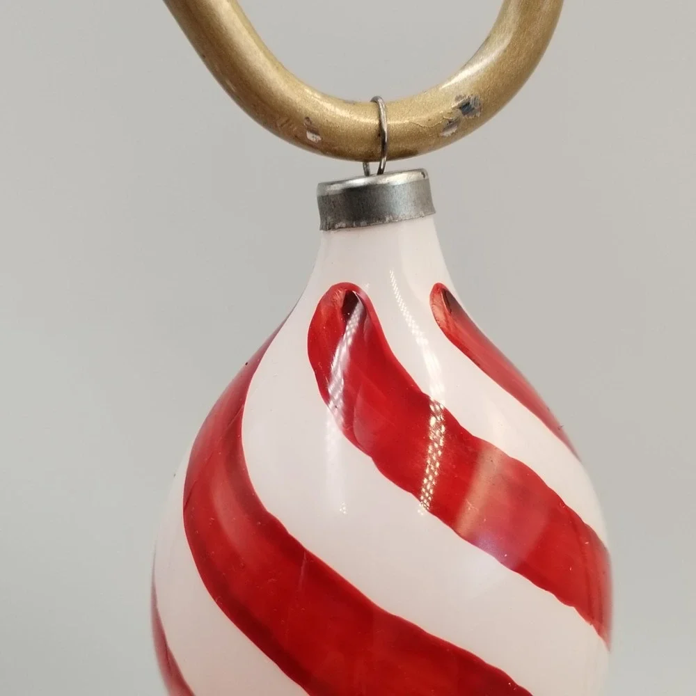 Set of 4 Handblown Glass Peppermint Swirl Teardrop Ornaments Red White Michoacan